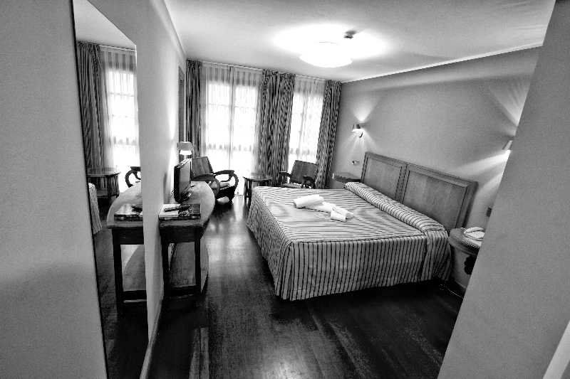 Hotel El Sella Onís المظهر الخارجي الصورة